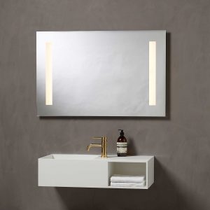 mirror, spejl, spejl med lys, lys, light, mirror light, Loevschall, makeup spejl, makeup spejl med lys i, badeværelsesspejl, bathroom, bathroom mirror,